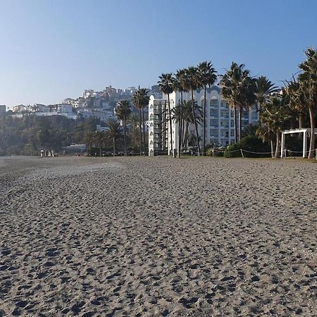 Stilfullt Semesterhus Naera Pool Och Strand. Nerja Zewnętrze zdjęcie